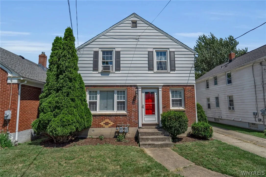 1203 Eggert Road, Amherst, New York 14226, Amherst, New York 14226, 4 Bedrooms Bedrooms, ,2 BathroomsBathrooms,Residential,For Sale,1203 Eggert Road, Amherst, New York 14226,0,B1698123