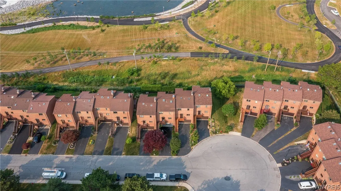 418 Lakefront Blvd, Buffalo, New York 14202, Buffalo, New York 14202, 2 Bedrooms Bedrooms, 5 Rooms Rooms,1 BathroomBathrooms,Residential,For Sale,418 Lakefront Blvd, Buffalo, New York 14202,0,B1698602