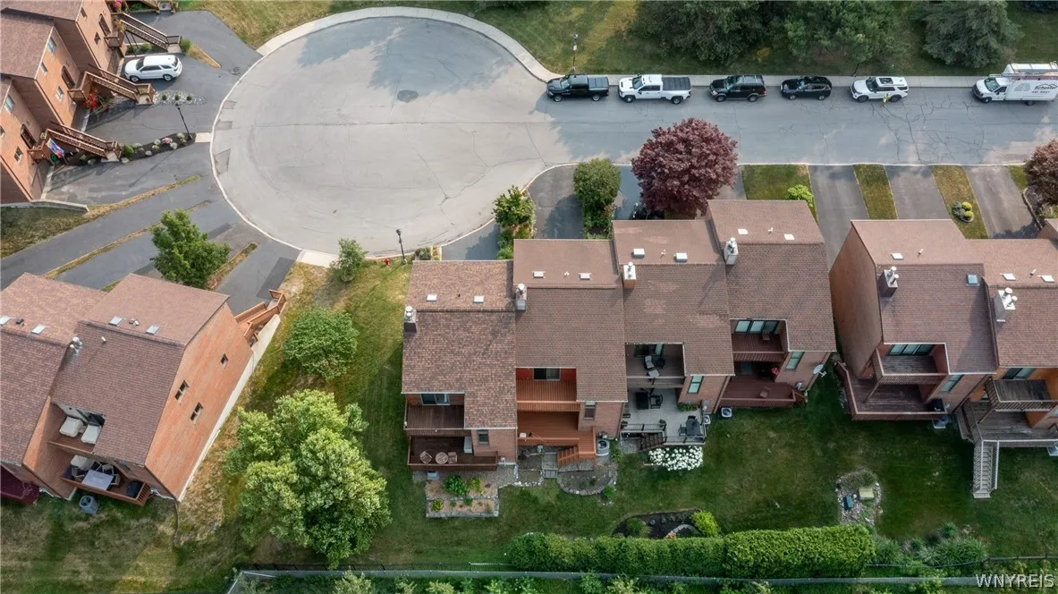 418 Lakefront Blvd, Buffalo, New York 14202, Buffalo, New York 14202, 2 Bedrooms Bedrooms, 5 Rooms Rooms,1 BathroomBathrooms,Residential,For Sale,418 Lakefront Blvd, Buffalo, New York 14202,0,B1698602
