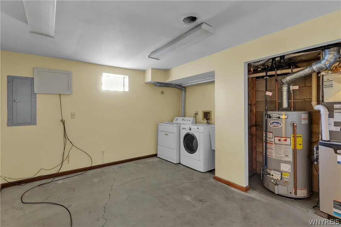 418 Lakefront Blvd, Buffalo, New York 14202, Buffalo, New York 14202, 2 Bedrooms Bedrooms, 5 Rooms Rooms,1 BathroomBathrooms,Residential,For Sale,418 Lakefront Blvd, Buffalo, New York 14202,0,B1698602