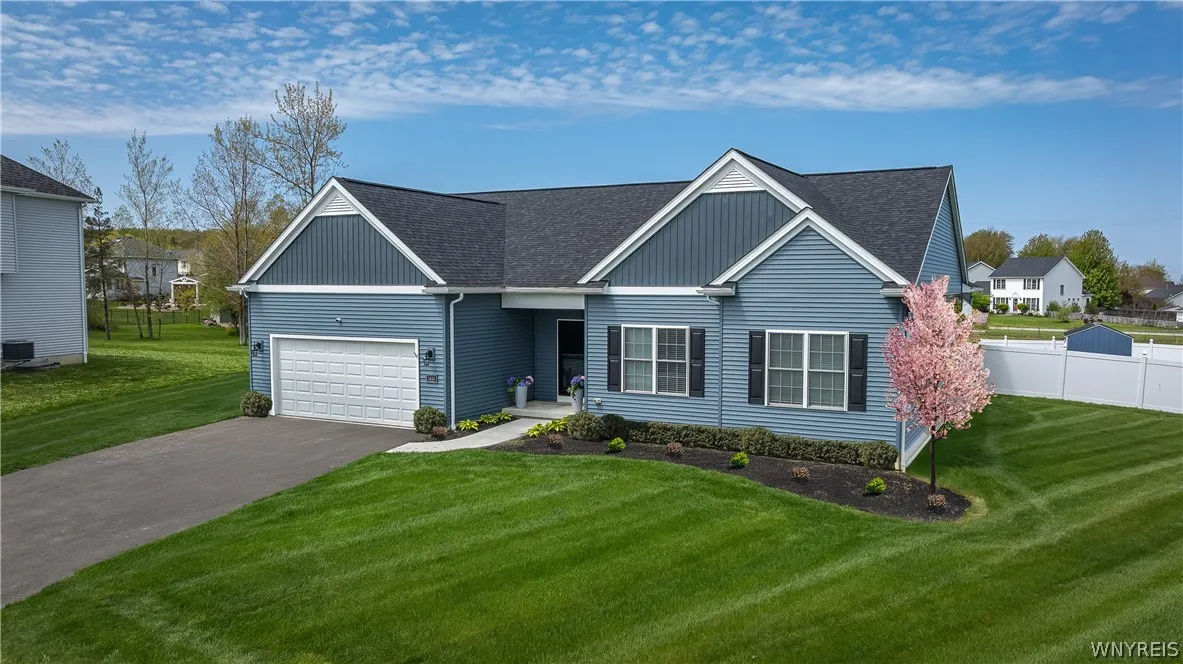 5617 Cannon Drive, Clarence, New York 14032, Clarence, New York 14032, 3 Bedrooms Bedrooms, 5 Rooms Rooms,2 BathroomsBathrooms,Residential,For Sale,5617 Cannon Drive, Clarence, New York 14032,0,B1698656