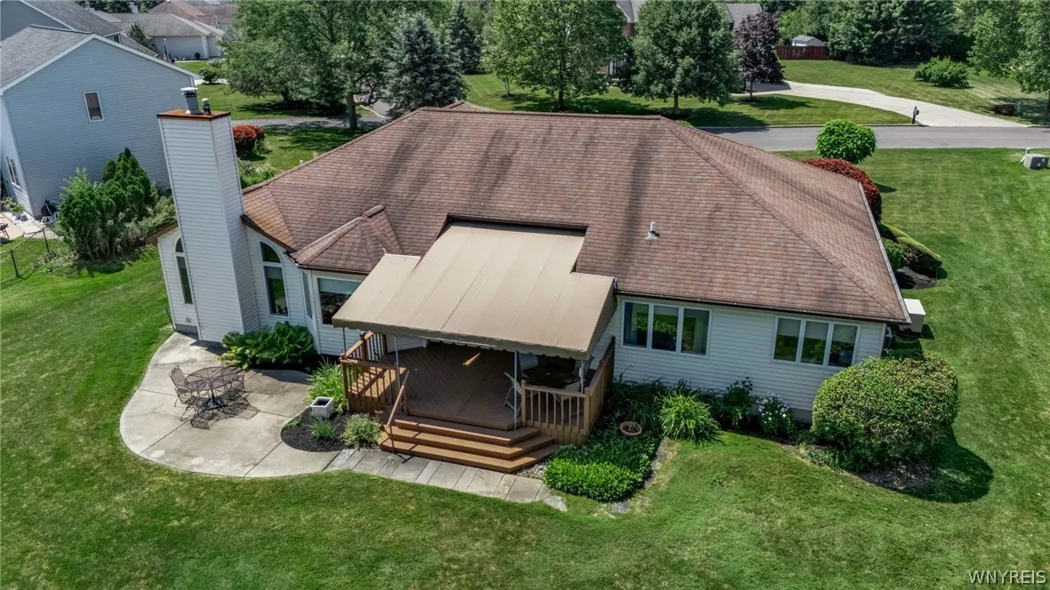 6195 Blossom Ct, Clarence, New York 14051, Clarence, New York 14051, 3 Bedrooms Bedrooms, 9 Rooms Rooms,2 BathroomsBathrooms,Residential,For Sale,6195 Blossom Ct, Clarence, New York 14051,0,B1698891