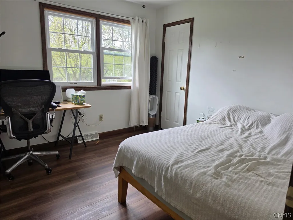 96 Charing Road, Dewitt, New York 13214, De Witt, New York 13214, 4 Bedrooms Bedrooms, 9 Rooms Rooms,2 BathroomsBathrooms,Residential Lease,For Rent,96 Charing Road, Dewitt, New York 13214,0,S1698856