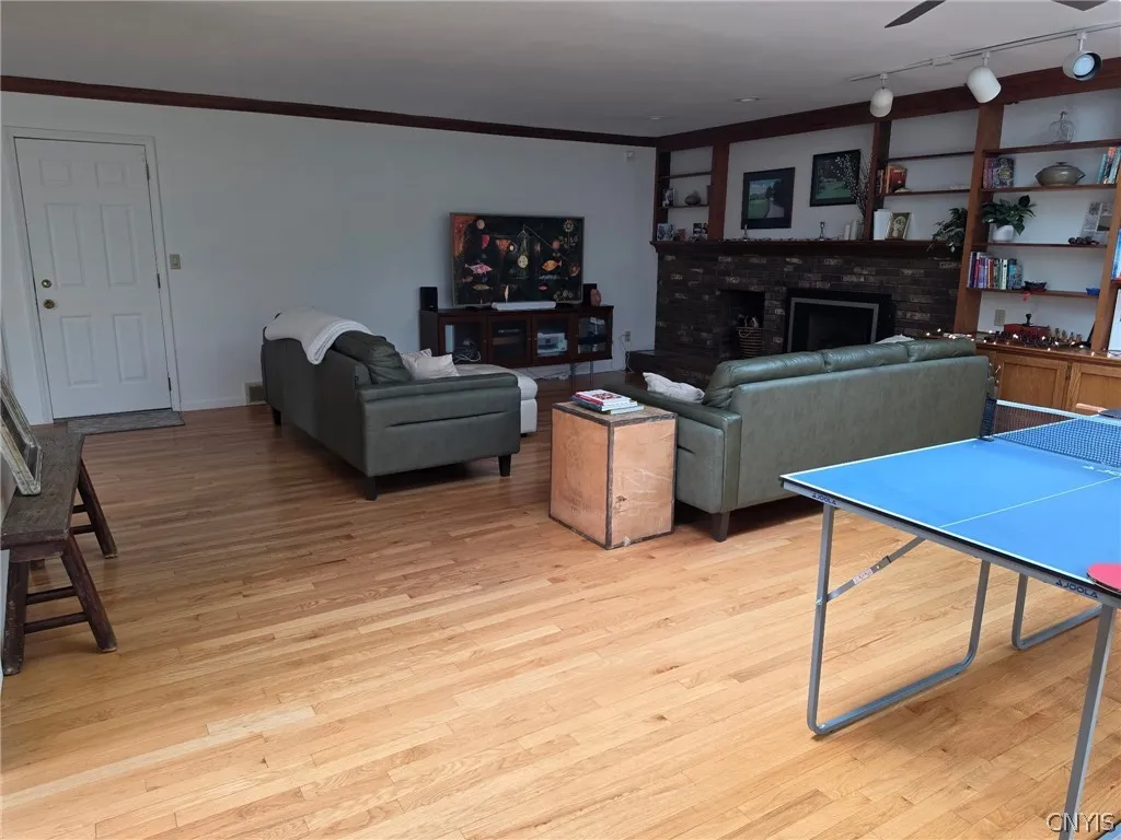 96 Charing Road, Dewitt, New York 13214, De Witt, New York 13214, 4 Bedrooms Bedrooms, 9 Rooms Rooms,2 BathroomsBathrooms,Residential Lease,For Rent,96 Charing Road, Dewitt, New York 13214,0,S1698856