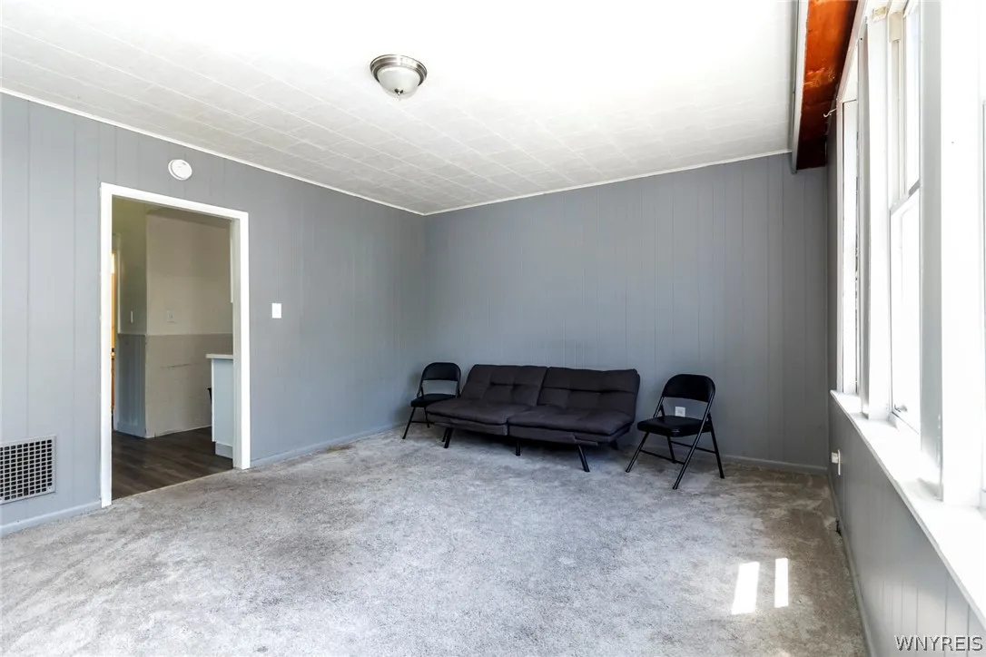 499 Fargo Avenue, Buffalo, New York 14213, Buffalo, New York 14213, 11 Bedrooms Bedrooms, ,4 BathroomsBathrooms,Residential,For Sale,499 Fargo Avenue, Buffalo, New York 14213,0,B1697736