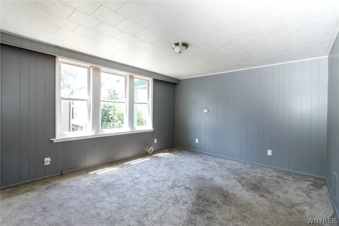 499 Fargo Avenue, Buffalo, New York 14213, Buffalo, New York 14213, 11 Bedrooms Bedrooms, ,4 BathroomsBathrooms,Residential,For Sale,499 Fargo Avenue, Buffalo, New York 14213,0,B1697736