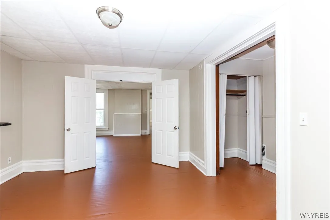 499 Fargo Avenue, Buffalo, New York 14213, Buffalo, New York 14213, 11 Bedrooms Bedrooms, ,4 BathroomsBathrooms,Residential,For Sale,499 Fargo Avenue, Buffalo, New York 14213,0,B1697736