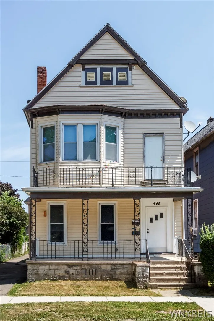 499 Fargo Avenue, Buffalo, New York 14213, Buffalo, New York 14213, 11 Bedrooms Bedrooms, ,4 BathroomsBathrooms,Residential,For Sale,499 Fargo Avenue, Buffalo, New York 14213,0,B1697736