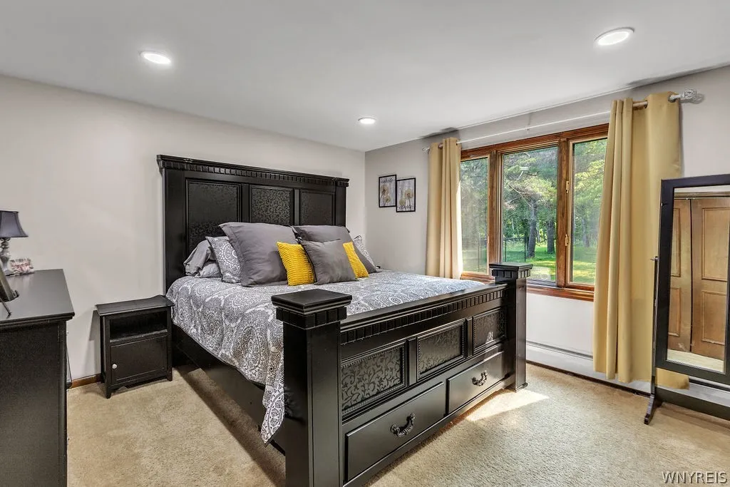 Bedroom #1