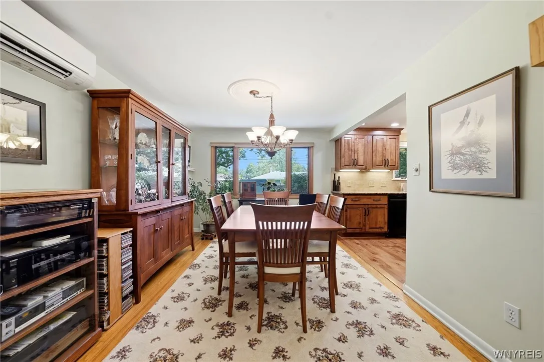 83 Wickham Drive, Amherst, New York 14221, Amherst, New York 14221, 3 Bedrooms Bedrooms, 8 Rooms Rooms,2 BathroomsBathrooms,Residential,For Sale,83 Wickham Drive, Amherst, New York 14221,0,B1698917