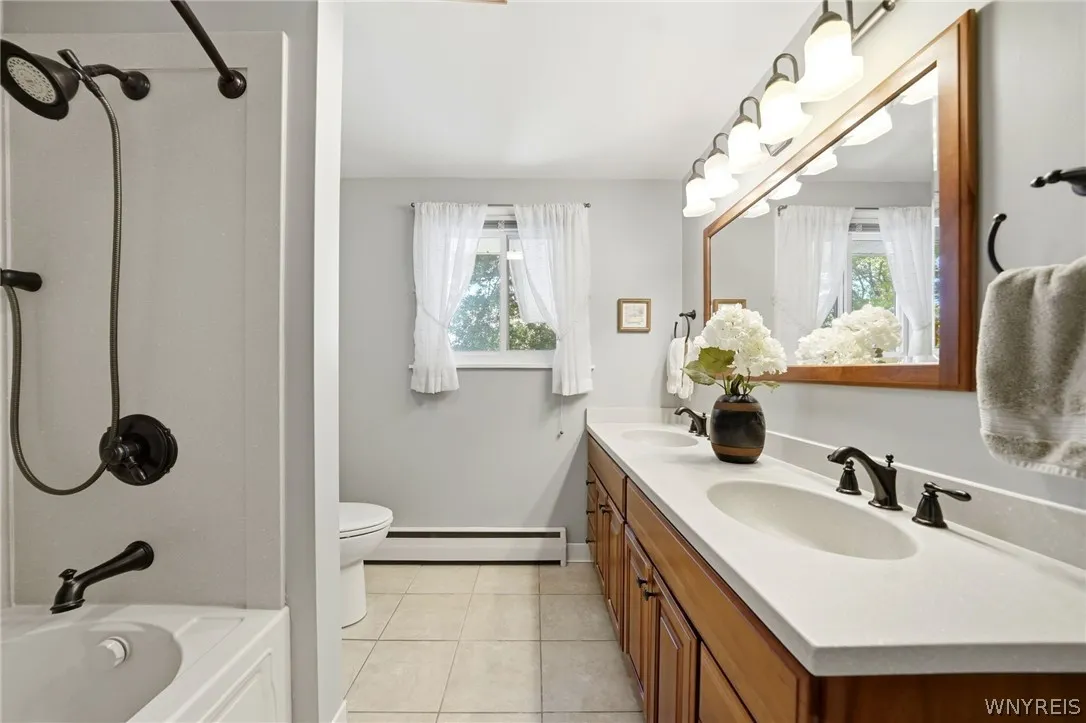 83 Wickham Drive, Amherst, New York 14221, Amherst, New York 14221, 3 Bedrooms Bedrooms, 8 Rooms Rooms,2 BathroomsBathrooms,Residential,For Sale,83 Wickham Drive, Amherst, New York 14221,0,B1698917