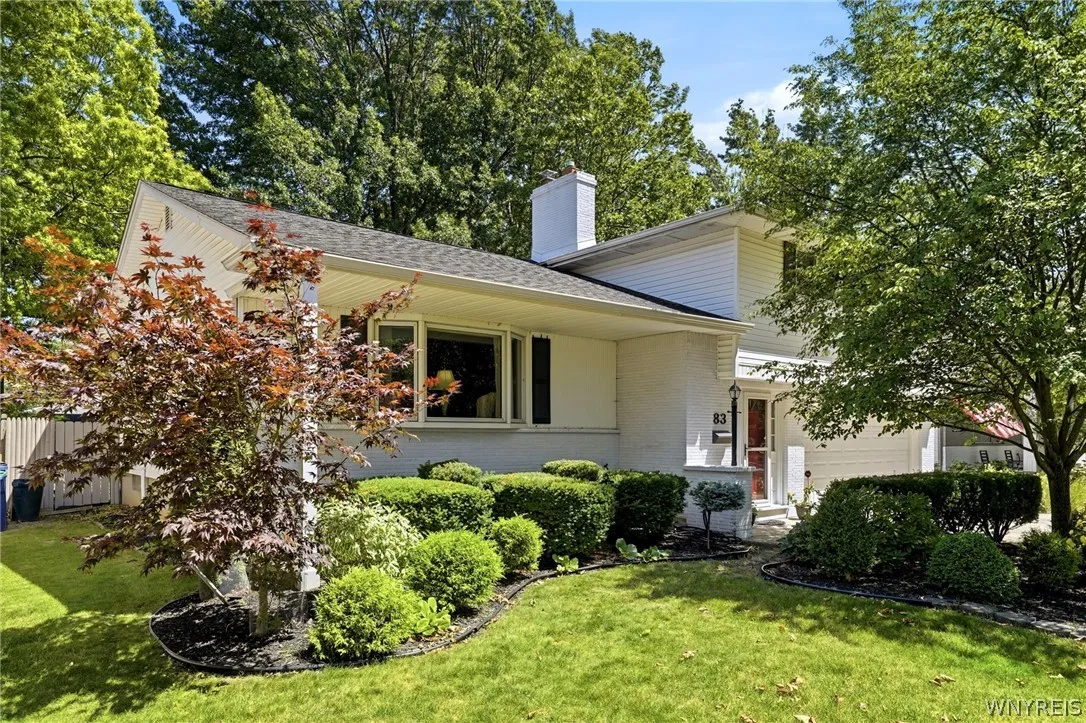83 Wickham Drive, Amherst, New York 14221, Amherst, New York 14221, 3 Bedrooms Bedrooms, 8 Rooms Rooms,2 BathroomsBathrooms,Residential,For Sale,83 Wickham Drive, Amherst, New York 14221,0,B1698917