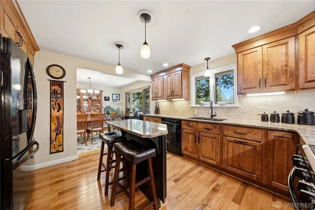 83 Wickham Drive, Amherst, New York 14221, Amherst, New York 14221, 3 Bedrooms Bedrooms, 8 Rooms Rooms,2 BathroomsBathrooms,Residential,For Sale,83 Wickham Drive, Amherst, New York 14221,0,B1698917