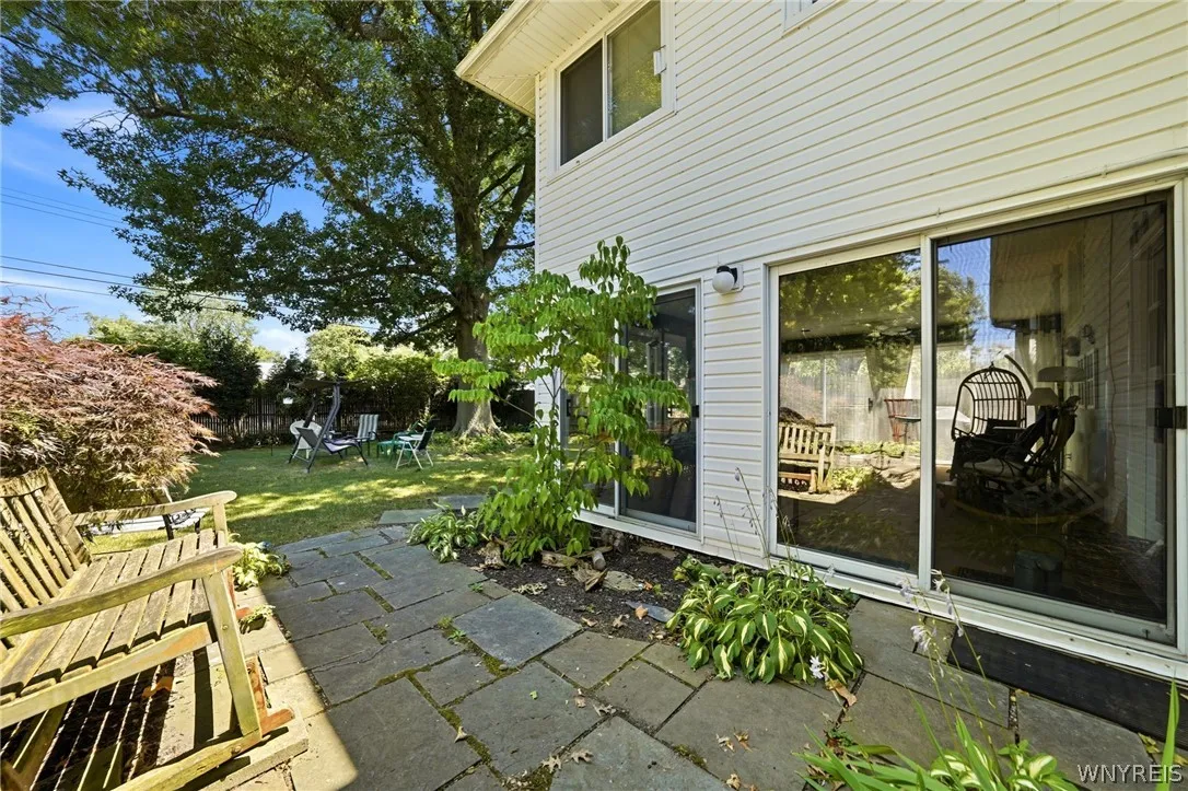 83 Wickham Drive, Amherst, New York 14221, Amherst, New York 14221, 3 Bedrooms Bedrooms, 8 Rooms Rooms,2 BathroomsBathrooms,Residential,For Sale,83 Wickham Drive, Amherst, New York 14221,0,B1698917
