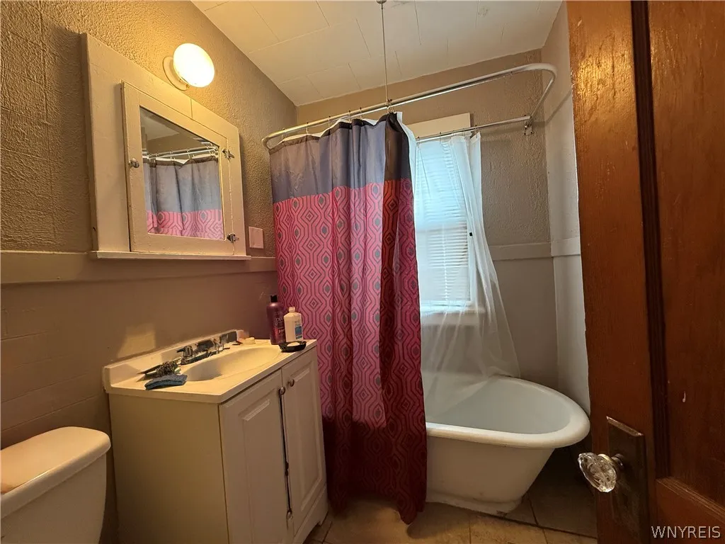 83 Fisher Street, Buffalo, New York 14215, Buffalo, New York 14215, 3 Bedrooms Bedrooms, 6 Rooms Rooms,1 BathroomBathrooms,Residential,For Sale,83 Fisher Street, Buffalo, New York 14215,0,B1693415