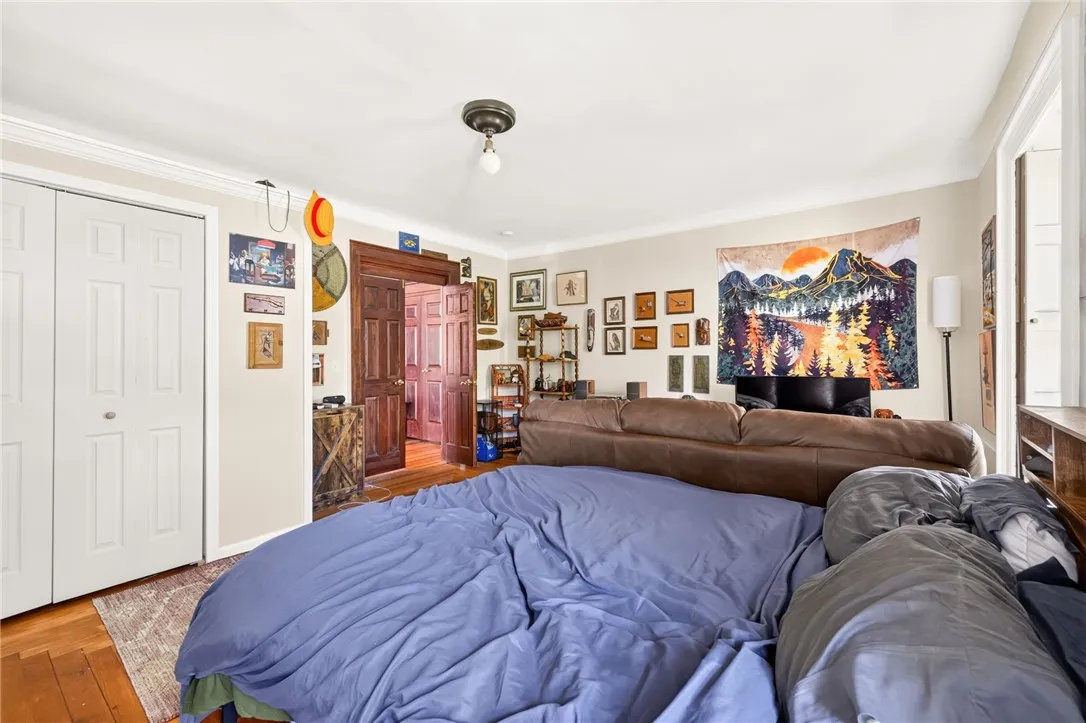 32-34 Strathallan Park, Rochester, New York 14607, Rochester, New York 14607, 4 Bedrooms Bedrooms, ,Multi Family,For Sale,32-34 Strathallan Park, Rochester, New York 14607,0,R1698456