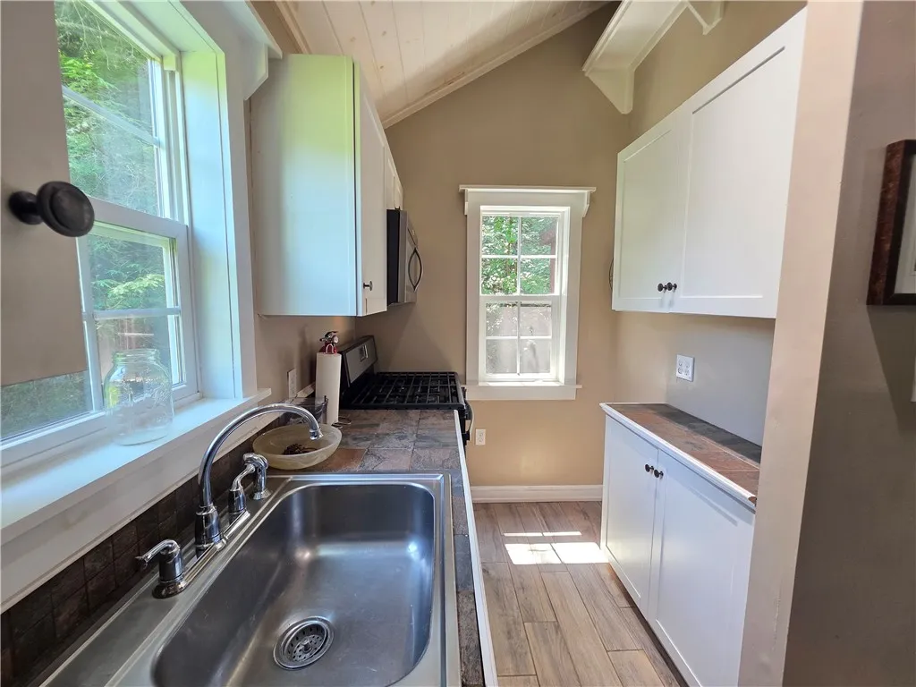 219 Lulu Coon Road, Butternuts, New York 13849, Butternuts, New York 13849, 1 Bedroom Bedrooms, 5 Rooms Rooms,1 BathroomBathrooms,Residential,For Sale,219 Lulu Coon Road, Butternuts, New York 13849,0,R1689463