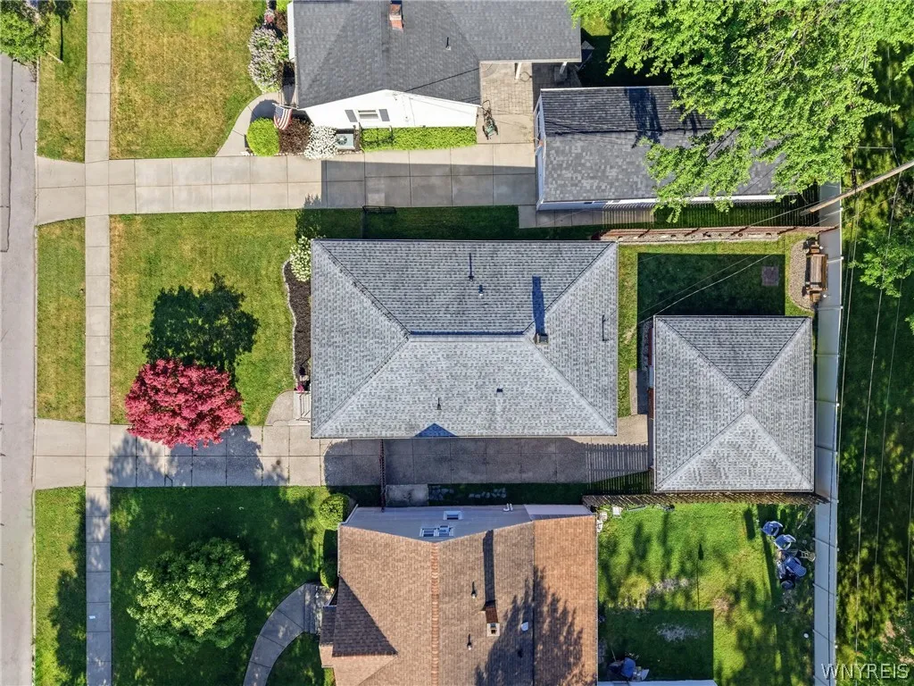 329 Lamont Drive, Amherst, New York 14226, Amherst, New York 14226, 2 Bedrooms Bedrooms, 8 Rooms Rooms,1 BathroomBathrooms,Residential,For Sale,329 Lamont Drive, Amherst, New York 14226,0,B1698433