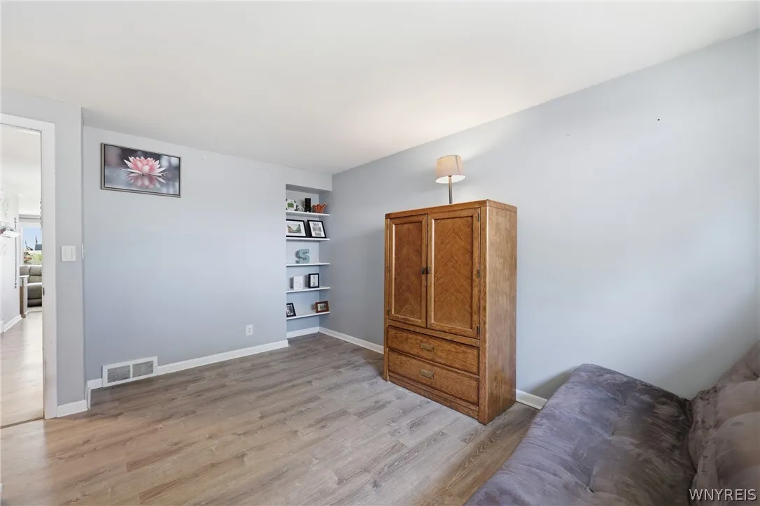 329 Lamont Drive, Amherst, New York 14226, Amherst, New York 14226, 2 Bedrooms Bedrooms, 8 Rooms Rooms,1 BathroomBathrooms,Residential,For Sale,329 Lamont Drive, Amherst, New York 14226,0,B1698433