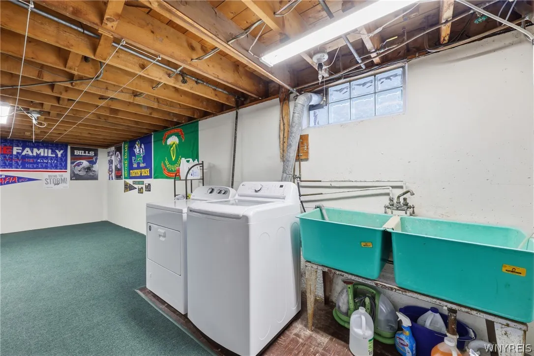 329 Lamont Drive, Amherst, New York 14226, Amherst, New York 14226, 2 Bedrooms Bedrooms, 8 Rooms Rooms,1 BathroomBathrooms,Residential,For Sale,329 Lamont Drive, Amherst, New York 14226,0,B1698433