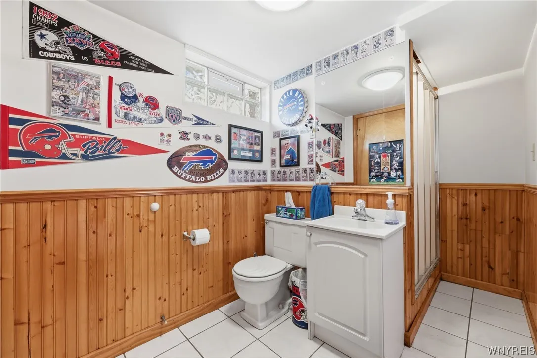 329 Lamont Drive, Amherst, New York 14226, Amherst, New York 14226, 2 Bedrooms Bedrooms, 8 Rooms Rooms,1 BathroomBathrooms,Residential,For Sale,329 Lamont Drive, Amherst, New York 14226,0,B1698433