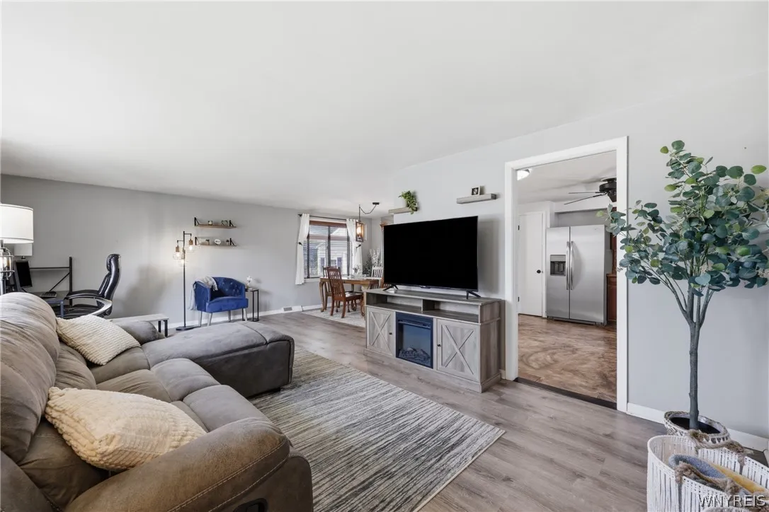 329 Lamont Drive, Amherst, New York 14226, Amherst, New York 14226, 2 Bedrooms Bedrooms, 8 Rooms Rooms,1 BathroomBathrooms,Residential,For Sale,329 Lamont Drive, Amherst, New York 14226,0,B1698433