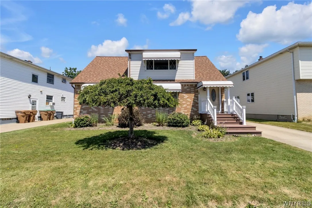 38 Wells Avenue, Cheektowaga, New York 14227, Cheektowaga, New York 14227, 5 Bedrooms Bedrooms, ,2 BathroomsBathrooms,Residential,For Sale,38 Wells Avenue, Cheektowaga, New York 14227,0,B1694877