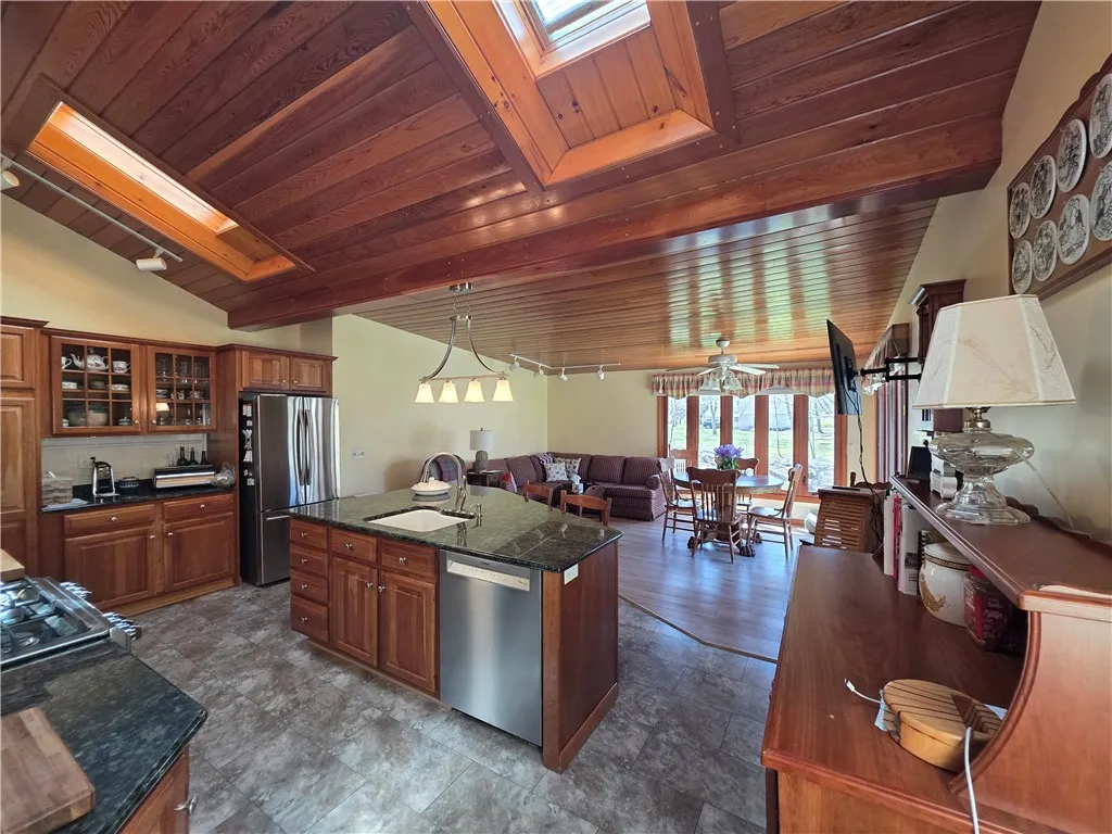 7 Locust Street, Bath, New York 14810, Bath, New York 14810, 3 Bedrooms Bedrooms, 10 Rooms Rooms,2 BathroomsBathrooms,Residential,For Sale,7 Locust Street, Bath, New York 14810,0,R1698236