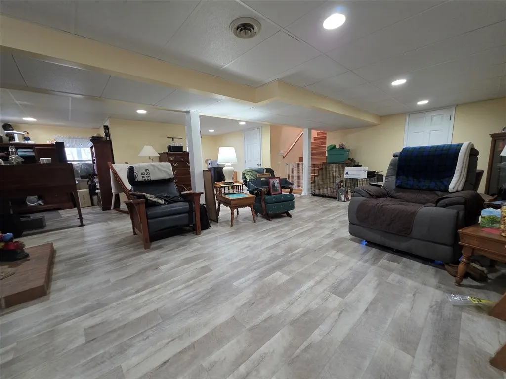 7 Locust Street, Bath, New York 14810, Bath, New York 14810, 3 Bedrooms Bedrooms, 10 Rooms Rooms,2 BathroomsBathrooms,Residential,For Sale,7 Locust Street, Bath, New York 14810,0,R1698236