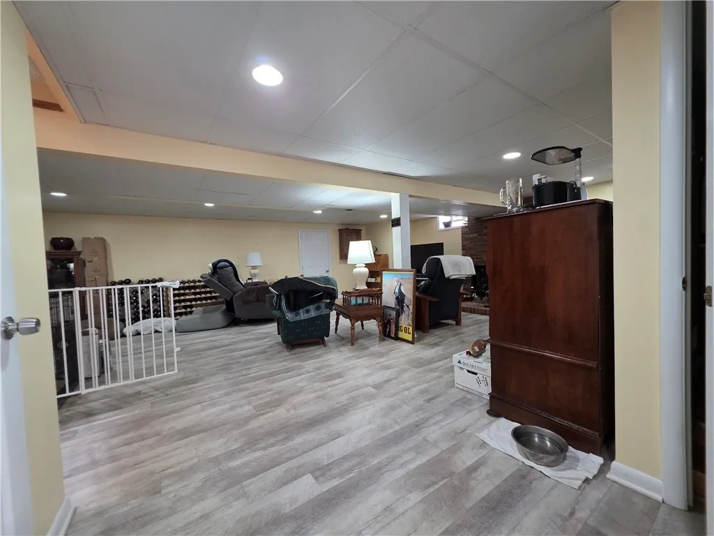 7 Locust Street, Bath, New York 14810, Bath, New York 14810, 3 Bedrooms Bedrooms, 10 Rooms Rooms,2 BathroomsBathrooms,Residential,For Sale,7 Locust Street, Bath, New York 14810,0,R1698236