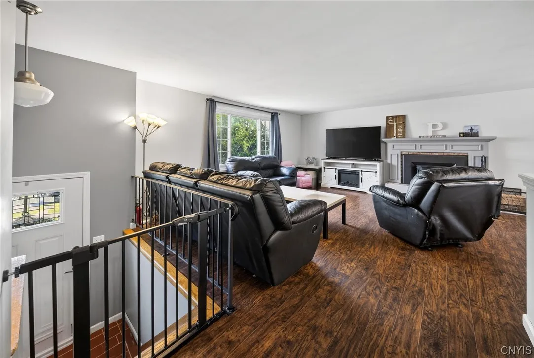 211 Juneway Drive, Sullivan, New York 13037, Sullivan, New York 13037, 3 Bedrooms Bedrooms, 7 Rooms Rooms,1 BathroomBathrooms,Residential,For Sale,211 Juneway Drive, Sullivan, New York 13037,0,S1694753