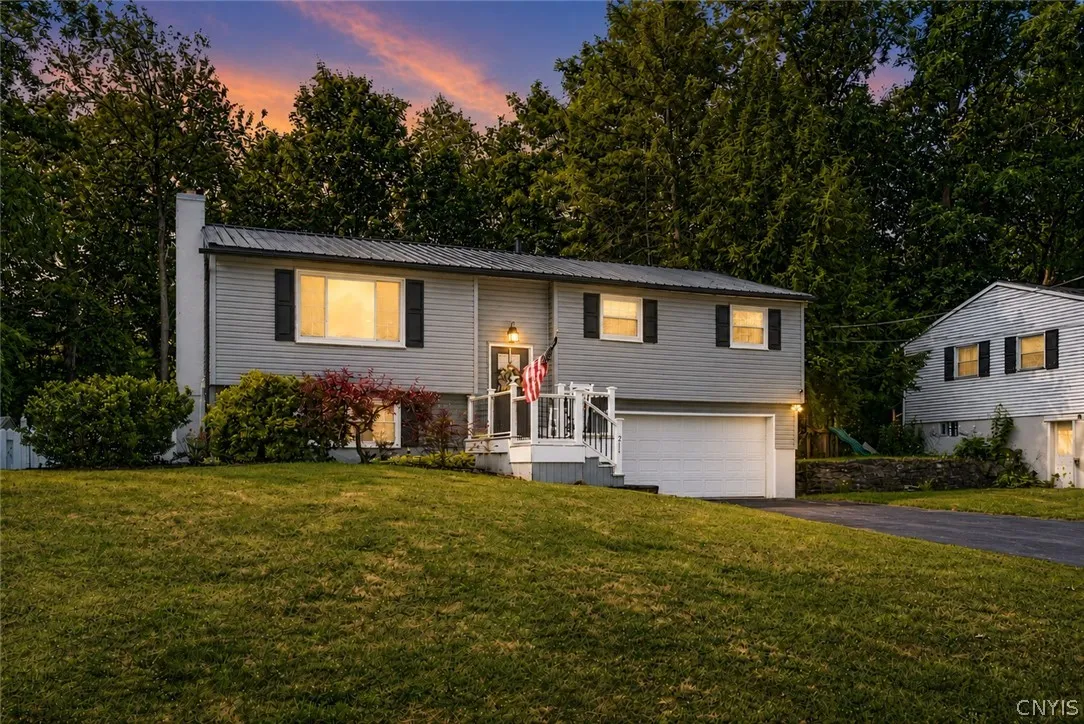 211 Juneway Drive, Sullivan, New York 13037, Sullivan, New York 13037, 3 Bedrooms Bedrooms, 7 Rooms Rooms,1 BathroomBathrooms,Residential,For Sale,211 Juneway Drive, Sullivan, New York 13037,0,S1694753