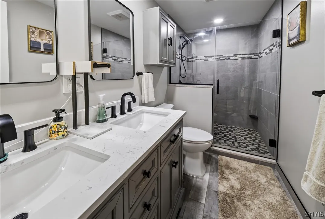 211 Juneway Drive, Sullivan, New York 13037, Sullivan, New York 13037, 3 Bedrooms Bedrooms, 7 Rooms Rooms,1 BathroomBathrooms,Residential,For Sale,211 Juneway Drive, Sullivan, New York 13037,0,S1694753
