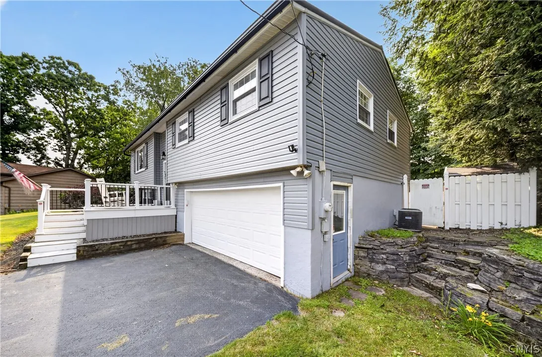 211 Juneway Drive, Sullivan, New York 13037, Sullivan, New York 13037, 3 Bedrooms Bedrooms, 7 Rooms Rooms,1 BathroomBathrooms,Residential,For Sale,211 Juneway Drive, Sullivan, New York 13037,0,S1694753