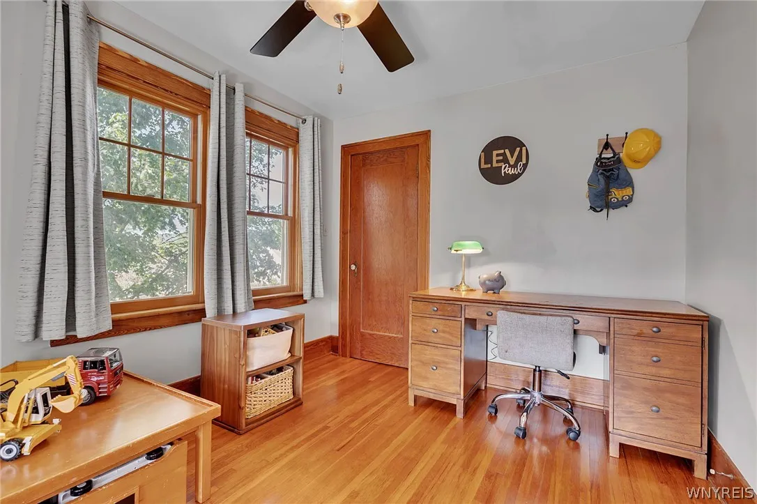 163 Capitol, Holland, New York 14080, Holland, New York 14080, 4 Bedrooms Bedrooms, 9 Rooms Rooms,2 BathroomsBathrooms,Residential,For Sale,163 Capitol, Holland, New York 14080,0,B1698388