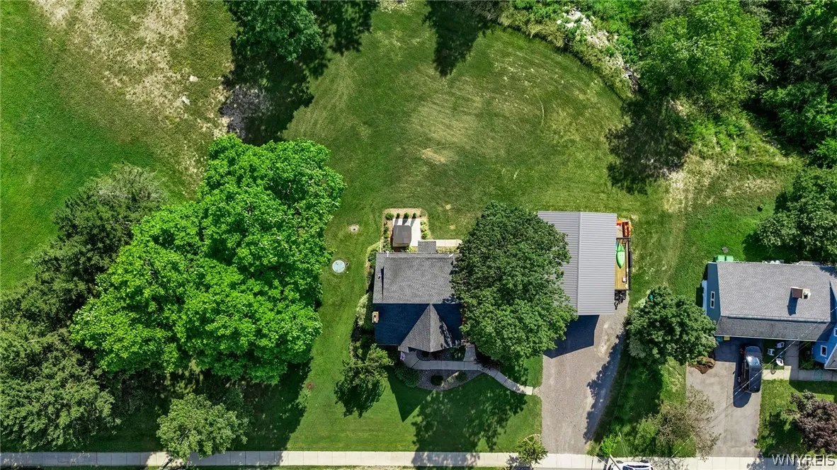 163 Capitol, Holland, New York 14080, Holland, New York 14080, 4 Bedrooms Bedrooms, 9 Rooms Rooms,2 BathroomsBathrooms,Residential,For Sale,163 Capitol, Holland, New York 14080,0,B1698388