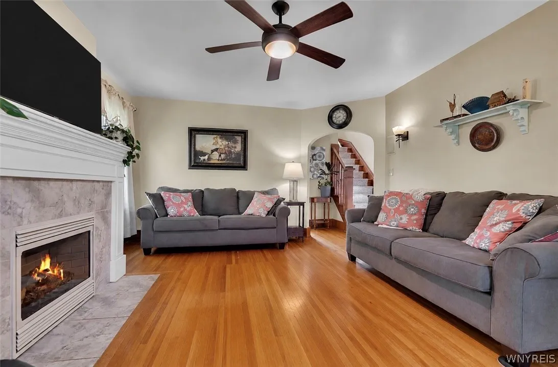 163 Capitol, Holland, New York 14080, Holland, New York 14080, 4 Bedrooms Bedrooms, 9 Rooms Rooms,2 BathroomsBathrooms,Residential,For Sale,163 Capitol, Holland, New York 14080,0,B1698388