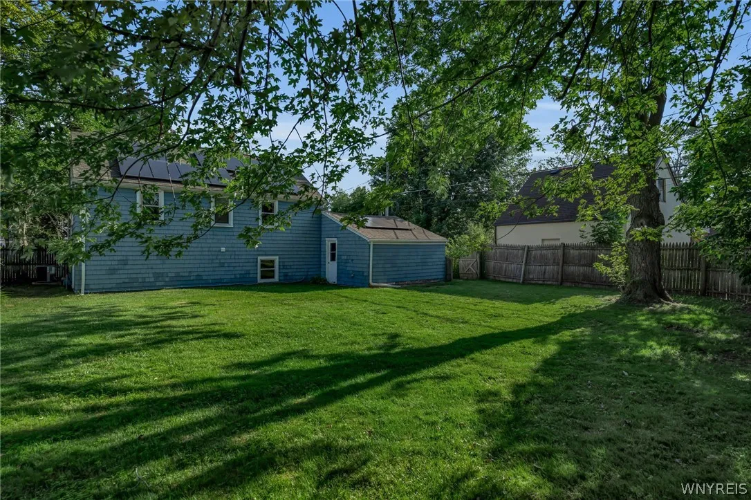 253 Lorfield Drive, Amherst, New York 14226, Amherst, New York 14226, 3 Bedrooms Bedrooms, 9 Rooms Rooms,1 BathroomBathrooms,Residential,For Sale,253 Lorfield Drive, Amherst, New York 14226,0,B1697958