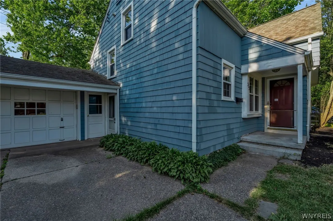 253 Lorfield Drive, Amherst, New York 14226, Amherst, New York 14226, 3 Bedrooms Bedrooms, 9 Rooms Rooms,1 BathroomBathrooms,Residential,For Sale,253 Lorfield Drive, Amherst, New York 14226,0,B1697958