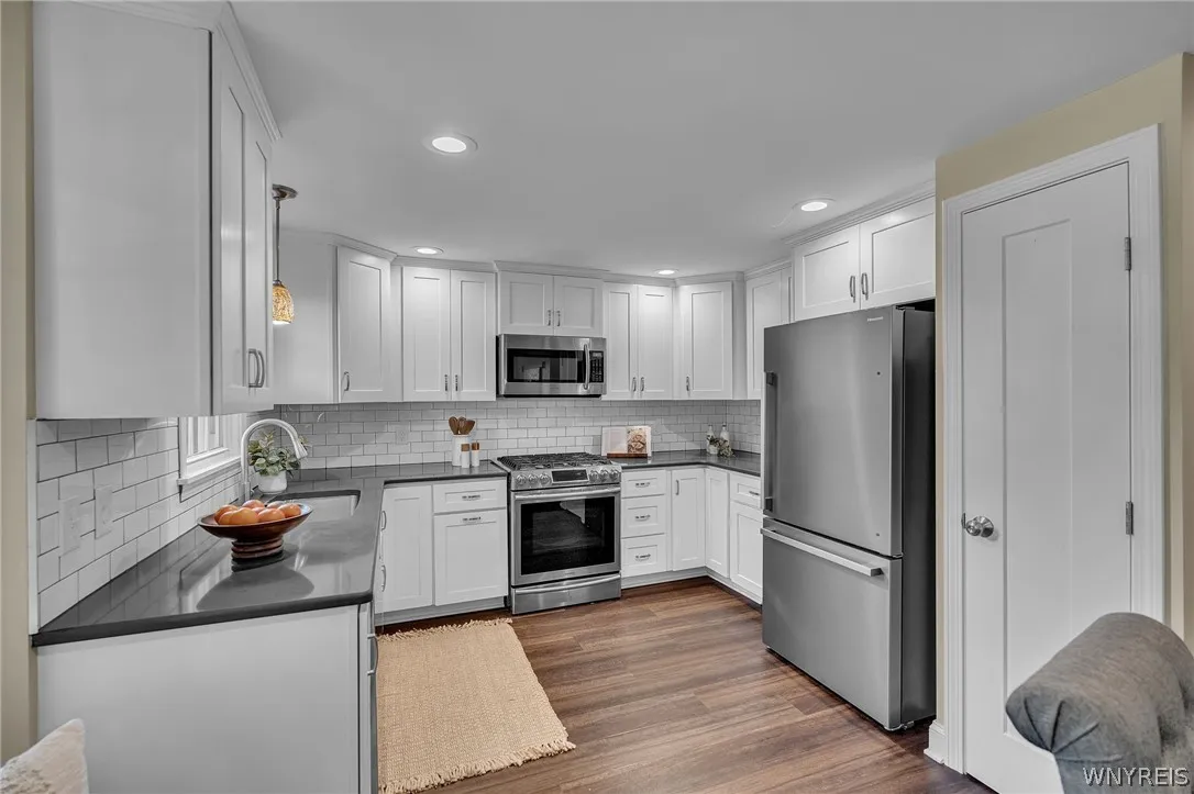 253 Lorfield Drive, Amherst, New York 14226, Amherst, New York 14226, 3 Bedrooms Bedrooms, 9 Rooms Rooms,1 BathroomBathrooms,Residential,For Sale,253 Lorfield Drive, Amherst, New York 14226,0,B1697958