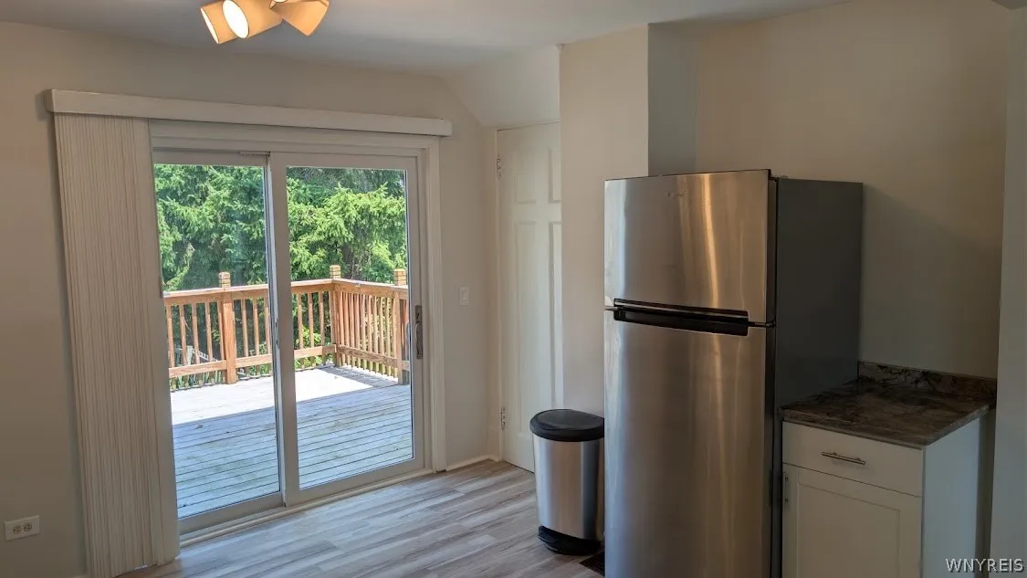 170 Glen Avenue, Amherst, New York 14221, Amherst, New York 14221, 3 Bedrooms Bedrooms, 6 Rooms Rooms,1 BathroomBathrooms,Residential Lease,For Rent,170 Glen Avenue, Amherst, New York 14221,0,B1699041