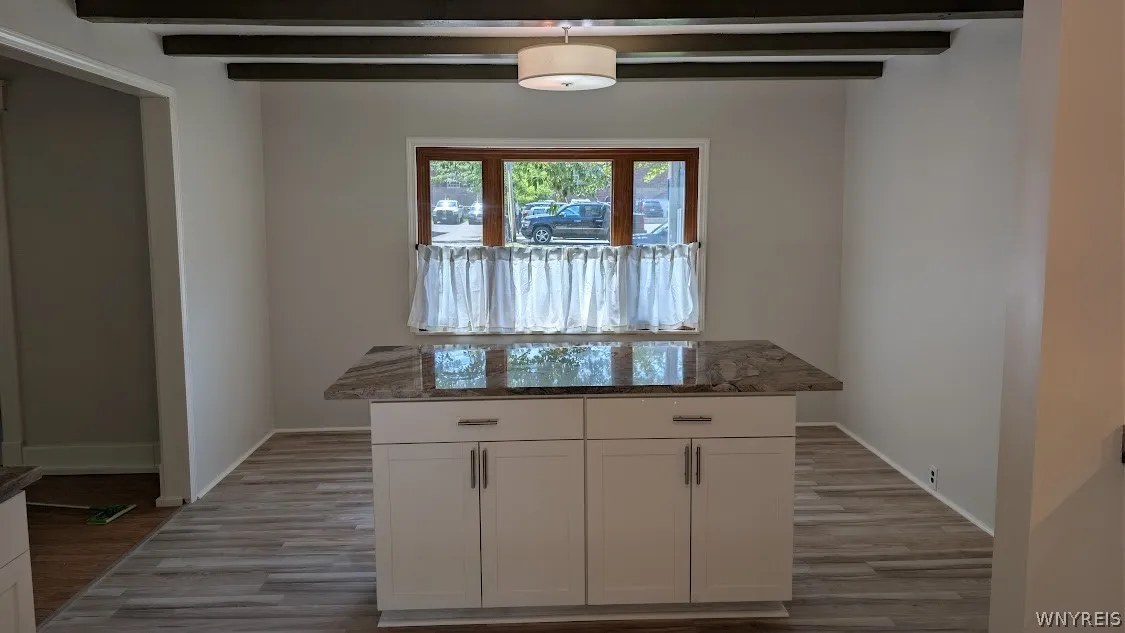 170 Glen Avenue, Amherst, New York 14221, Amherst, New York 14221, 3 Bedrooms Bedrooms, 6 Rooms Rooms,1 BathroomBathrooms,Residential Lease,For Rent,170 Glen Avenue, Amherst, New York 14221,0,B1699041