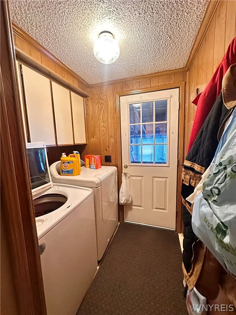 14 Brookridge Drive, Hamburg, New York 14075, Hamburg, New York 14075, 3 Bedrooms Bedrooms, 6 Rooms Rooms,2 BathroomsBathrooms,Residential,For Sale,14 Brookridge Drive, Hamburg, New York 14075,0,B1698607