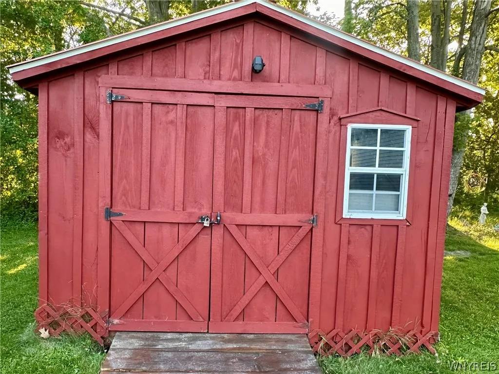 14 Brookridge Drive, Hamburg, New York 14075, Hamburg, New York 14075, 3 Bedrooms Bedrooms, 6 Rooms Rooms,2 BathroomsBathrooms,Residential,For Sale,14 Brookridge Drive, Hamburg, New York 14075,0,B1698607