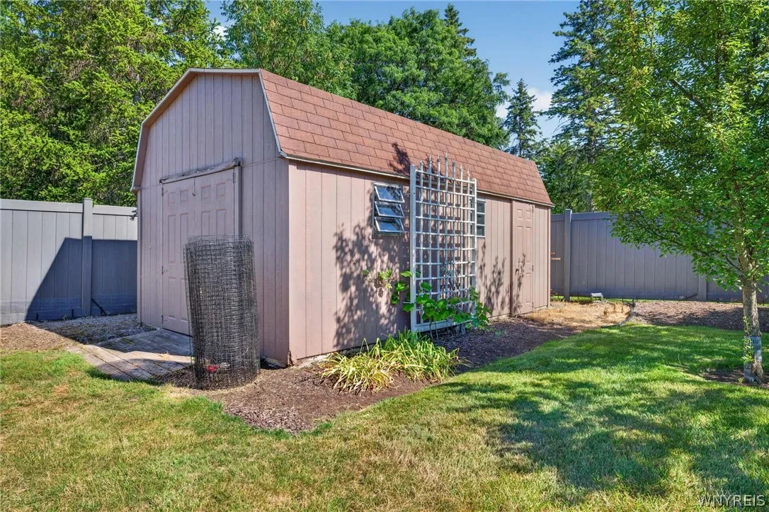 1985 Maple Road, Amherst, New York 14221, Amherst, New York 14221, 3 Bedrooms Bedrooms, 8 Rooms Rooms,2 BathroomsBathrooms,Residential,For Sale,1985 Maple Road, Amherst, New York 14221,0,B1698216