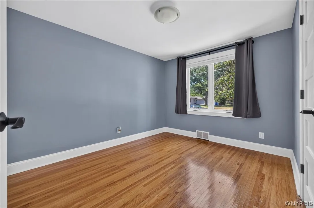 1985 Maple Road, Amherst, New York 14221, Amherst, New York 14221, 3 Bedrooms Bedrooms, 8 Rooms Rooms,2 BathroomsBathrooms,Residential,For Sale,1985 Maple Road, Amherst, New York 14221,0,B1698216
