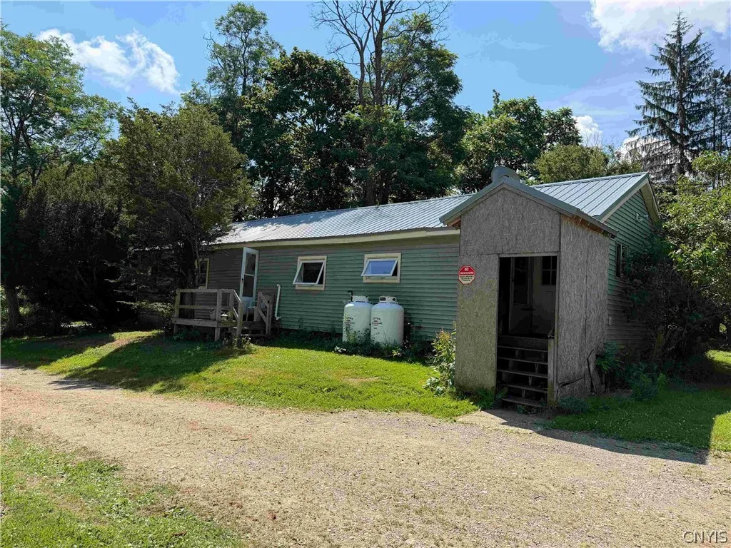 2771 Route 76, Sherman, New York 14781, Sherman, New York 14781, 2 Bedrooms Bedrooms, 6 Rooms Rooms,1 BathroomBathrooms,Residential,For Sale,2771 Route 76, Sherman, New York 14781,0,S1699074