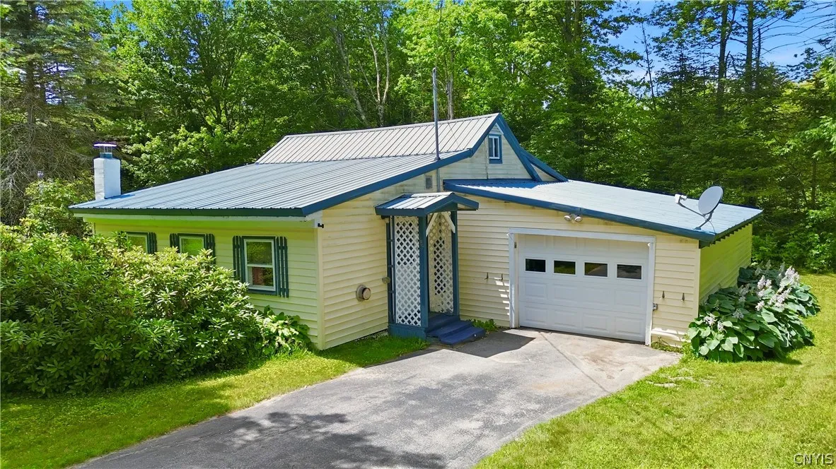 687 Curtiss Road, Salisbury, New York 13365, Salisbury, New York 13365, 1 Bedroom Bedrooms, 5 Rooms Rooms,1 BathroomBathrooms,Residential,For Sale,687 Curtiss Road, Salisbury, New York 13365,0,S1699065