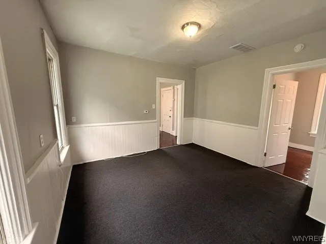 198 Mackinaw Street, Buffalo, New York 14204, Buffalo, New York 14204, 2 Bedrooms Bedrooms, 6 Rooms Rooms,1 BathroomBathrooms,Residential Lease,For Rent,198 Mackinaw Street, Buffalo, New York 14204,0,B1699080