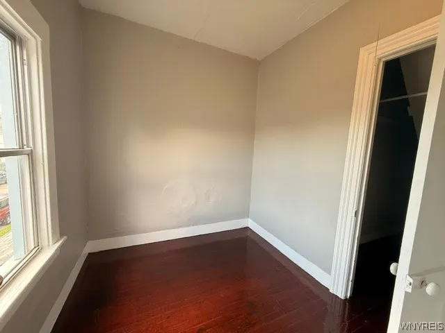 198 Mackinaw Street, Buffalo, New York 14204, Buffalo, New York 14204, 2 Bedrooms Bedrooms, 6 Rooms Rooms,1 BathroomBathrooms,Residential Lease,For Rent,198 Mackinaw Street, Buffalo, New York 14204,0,B1699080